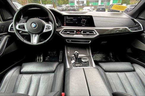 Used 2021 BMW X5 M50i w/ Premium Package image 14