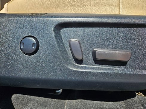 Used 2019 Toyota Tundra Limited image 40
