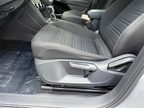 Used 2023 Volkswagen Tiguan S image 3