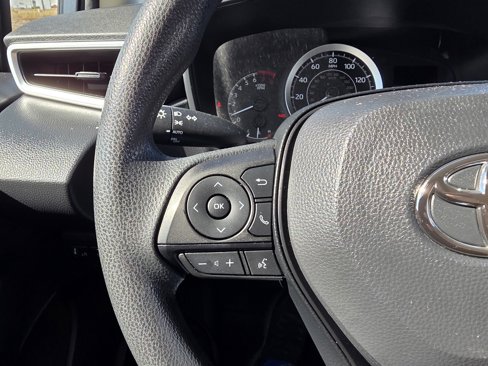 Used 2022 Toyota Corolla LE image 19