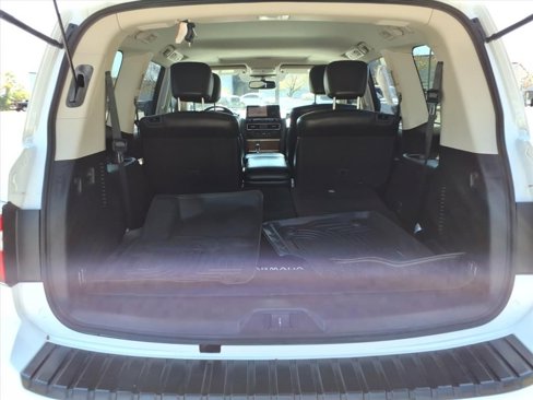 Used 2021 Nissan Armada SL w/ Captain's Chairs Package image 11