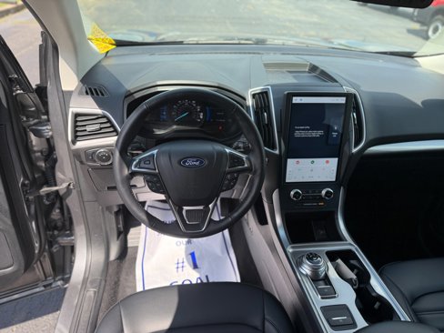 Used 2023 Ford Edge SEL image 12