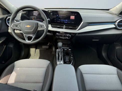 New 2025 Chevrolet Trax LT w/ Driver Confidence Package image 10
