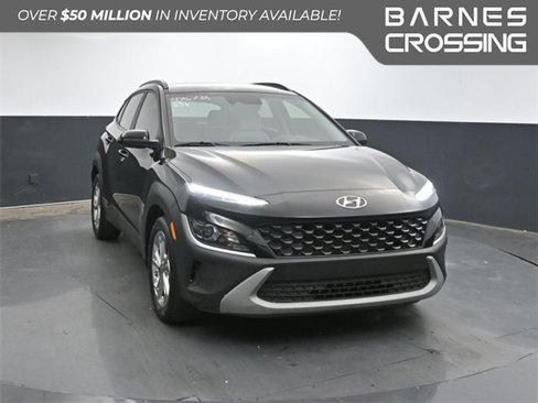 Used 2023 Hyundai Kona SEL w/ Winter Weather Package image 1