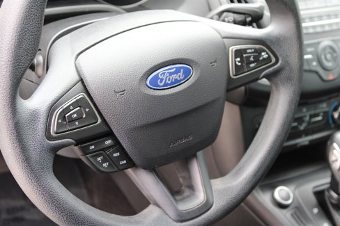 Used 2017 Ford Focus SE image 24