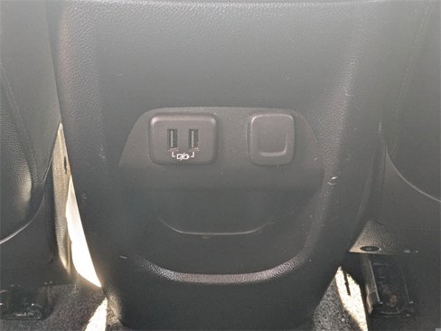 Used 2020 Chevrolet Colorado ZR2 image 13