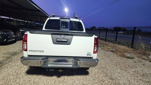 Used 2019 Nissan Frontier SV image 7