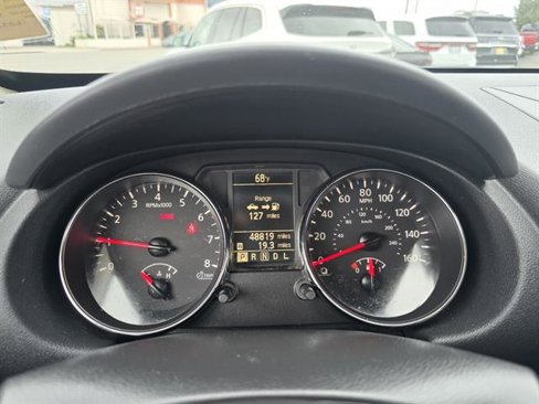 Used 2015 Nissan Rogue S image 6