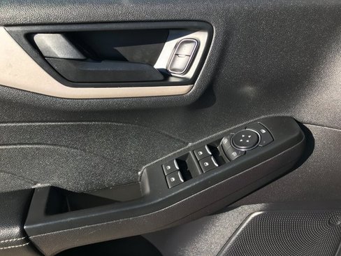 Certified 2022 Ford Escape SE image 6