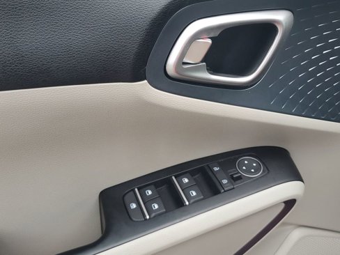 Used 2023 Kia Soul EX image 43
