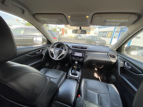 Used 2014 Nissan Rogue SL image 28