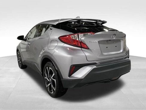 Used 2019 Toyota C-HR Limited image 7