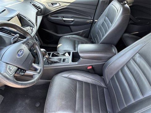 Used 2018 Ford Escape Titanium image 5