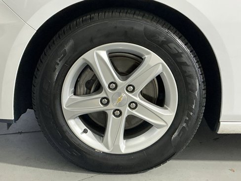 Used 2022 Chevrolet Malibu LS image 20