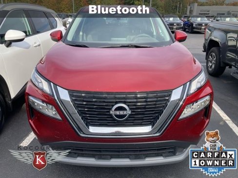 Used 2023 Nissan Rogue SV image 2