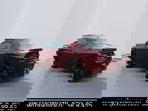 Used 2018 Dodge Challenger SXT w/ Blacktop Package image 5