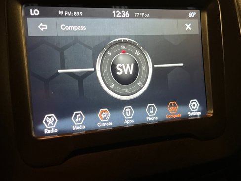Certified 2021 Jeep Renegade Latitude w/ Sun & Sound Group image 18