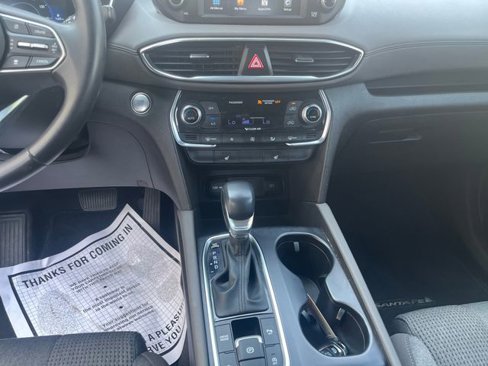 Used 2019 Hyundai Santa Fe SEL image 11