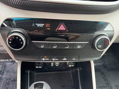 Used 2019 Hyundai Tucson SE image 31