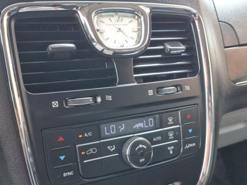 Used 2012 Chrysler Town & Country Touring w/ Entertainment Group #1 image 23