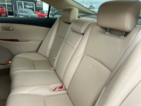 Used 2012 Lexus ES 350 image 6