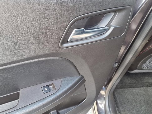 Used 2015 Chevrolet Equinox LTZ image 18