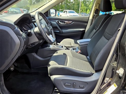 Used 2018 Nissan Rogue SV w/ Premium Package image 11