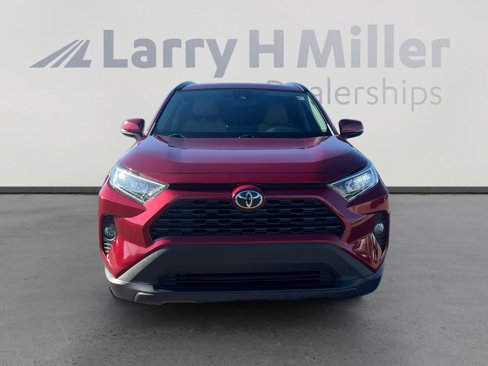 Used 2021 Toyota RAV4 XLE image 8