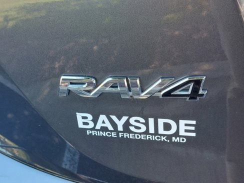 Used 2018 Toyota RAV4 Limited image 39