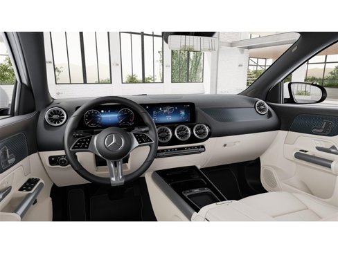 New 2025 Mercedes-Benz GLA 250 image 3