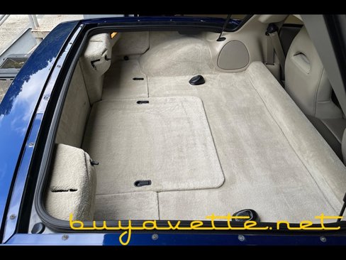 Used 2004 Chevrolet Corvette Coupe w/ Preferred Equipment Group image 23