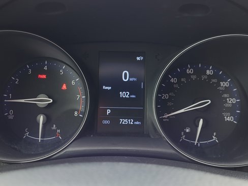 Used 2019 Toyota C-HR XLE image 22