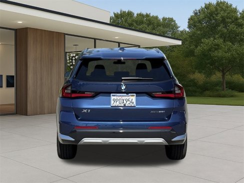 Used 2025 BMW X1 xDrive28i w/ Technology Package image 7