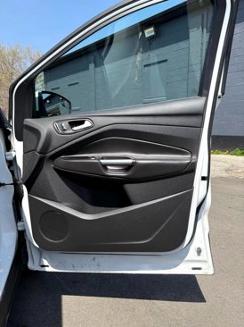 Used 2013 Ford Escape SE image 18