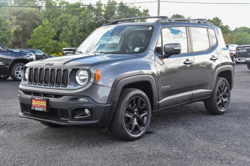 Used 2016 Jeep Renegade Latitude image 7