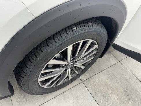 Used 2021 Nissan Kicks SV image 34