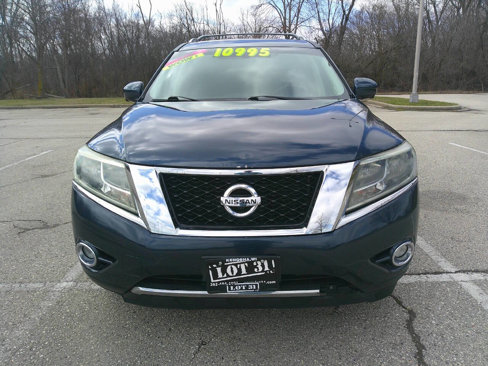 Used 2013 Nissan Pathfinder Platinum w/ Platinum Premium Pkg image 4
