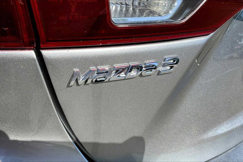 Used 2016 MAZDA MAZDA3 i Sport image 30