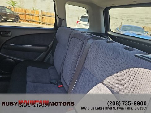 Used 2003 Mitsubishi Outlander XLS image 24