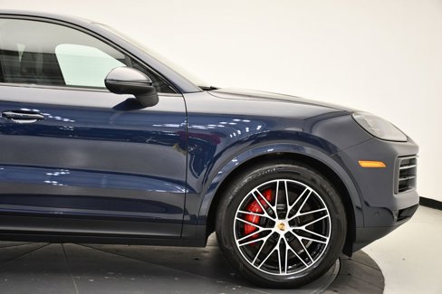 Certified 2024 Porsche Cayenne S image 15