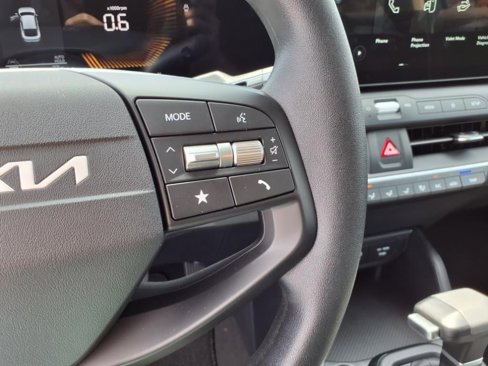 New 2025 Kia K4 LXS image 20
