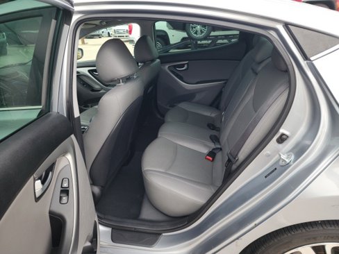 Used 2015 Hyundai Elantra Limited w/ Option Group 05 image 21
