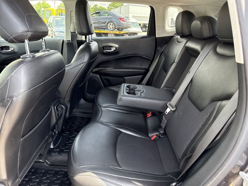 Used 2020 Jeep Compass Latitude image 14