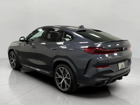 Certified 2021 BMW X6 M50i w/ Executive Package image 8