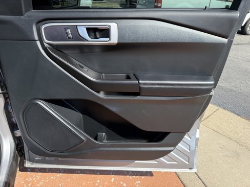 Used 2021 Ford Explorer 2WD image 22