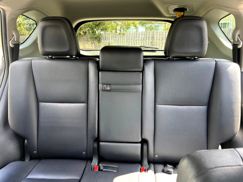 Used 2016 Toyota RAV4 Limited image 32