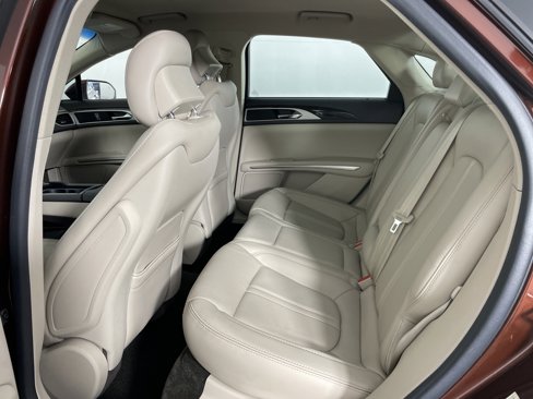 Used 2016 Lincoln MKZ Hybrid image 15