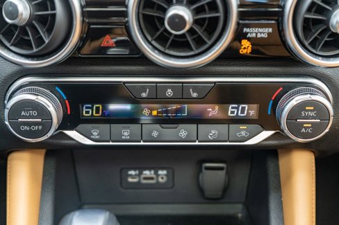 Used 2023 Nissan Sentra SV w/ SV Premium Package image 25