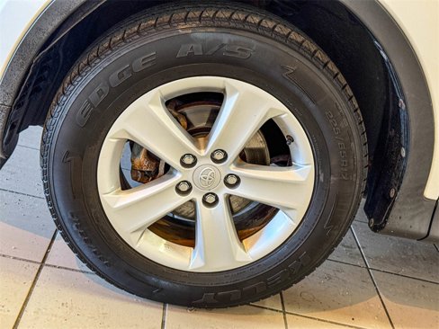 Used 2013 Toyota RAV4 XLE image 16