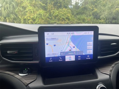 Used 2020 Ford Explorer Limited image 18
